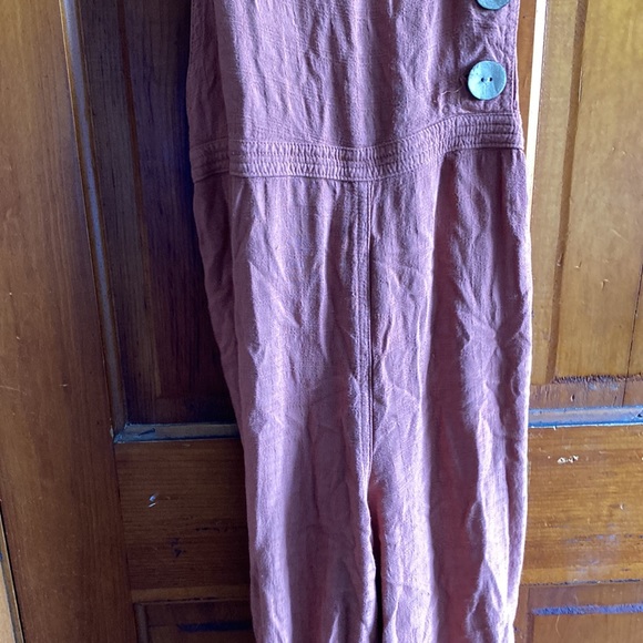 Universal Threads Jumpsuit - Picture 2 of 2